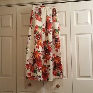 Vintage Pleated Skirt. Size Small